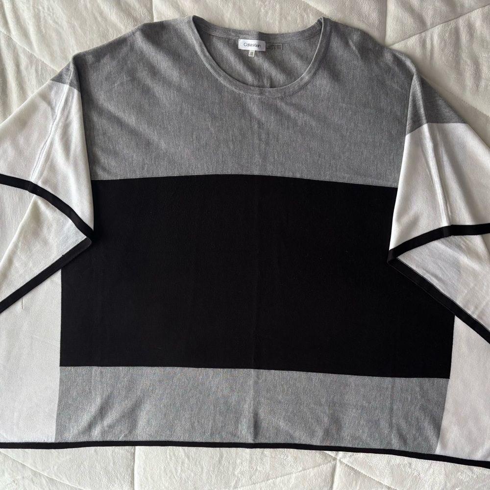 Calvin Klein Heather Gray Black and white sweater